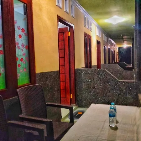 Mango Homestay Sekotong Exterior photo