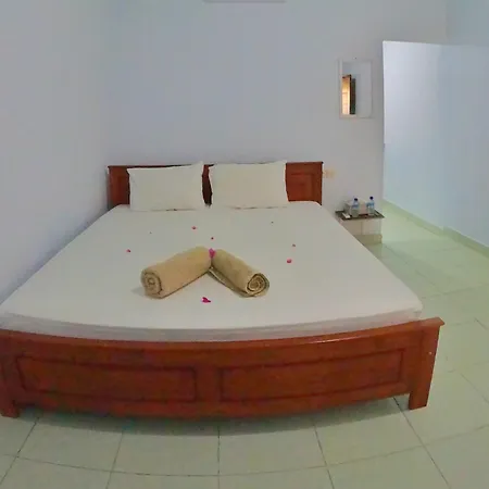 Mango Homestay Sekotong Exterior photo