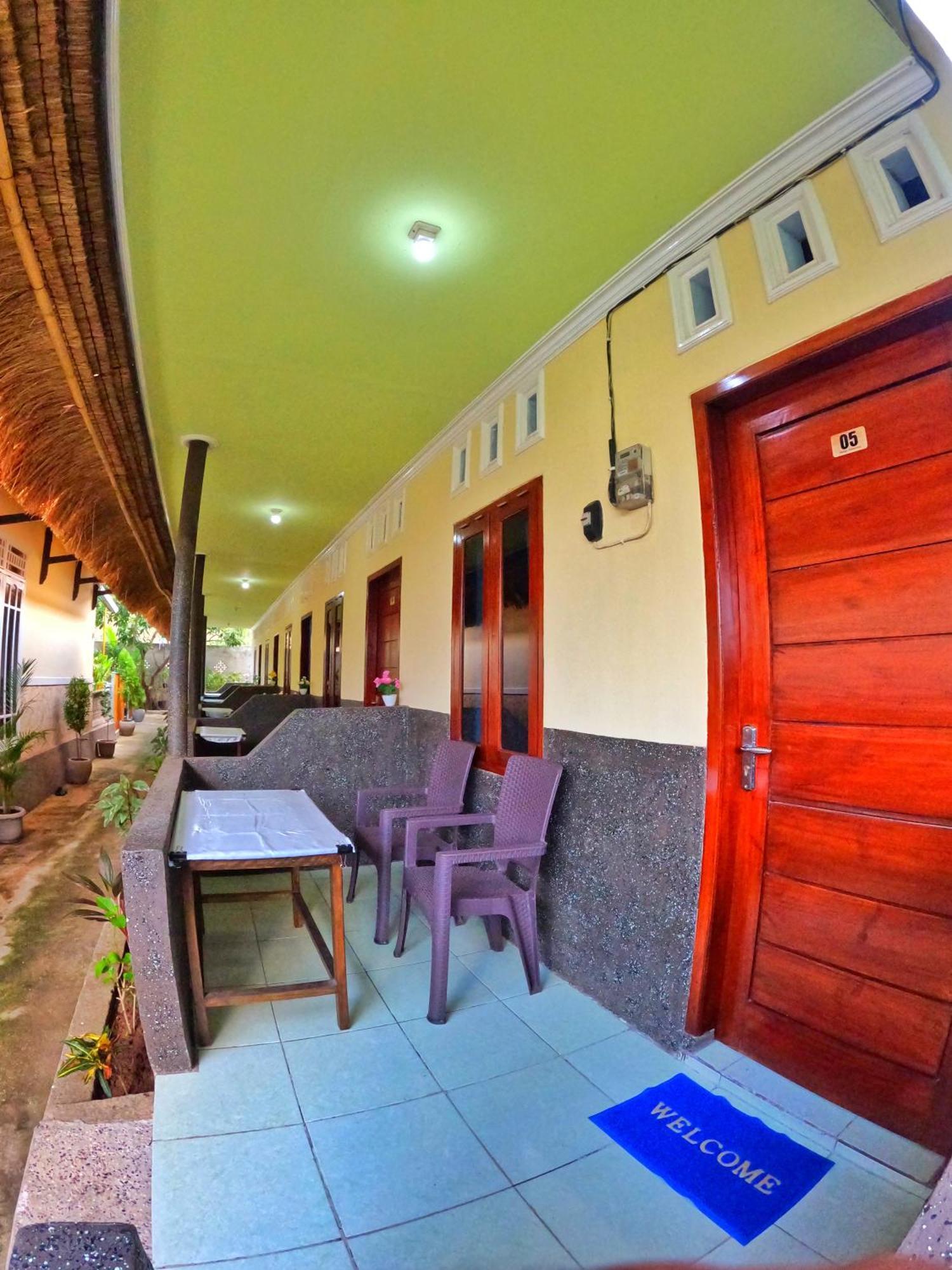Mango Homestay *